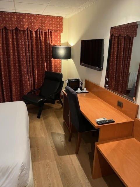 Coto Real Hotel Rabade Exterior photo