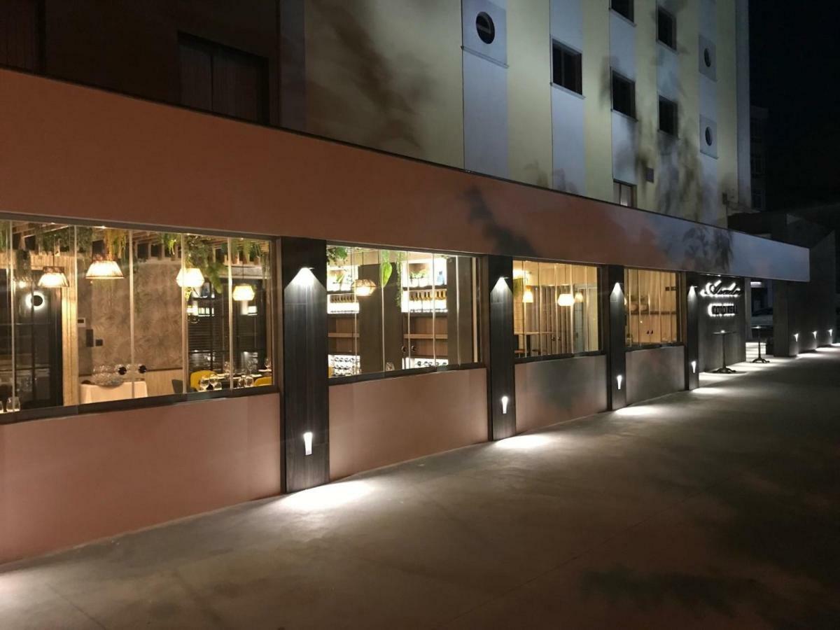 Coto Real Hotel Rabade Exterior photo